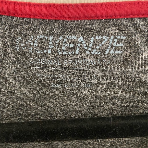 McKenzie T-shirt L - Picture 3 of 3